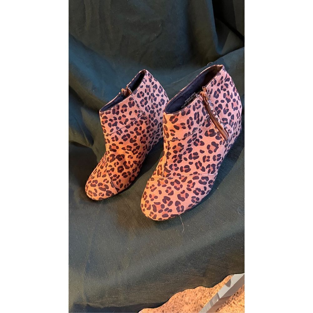 Piper Girls Women's Animal Print Size Zip Wedge Ankle Boots Brown BlackSize 4M - Picture 5 of 8